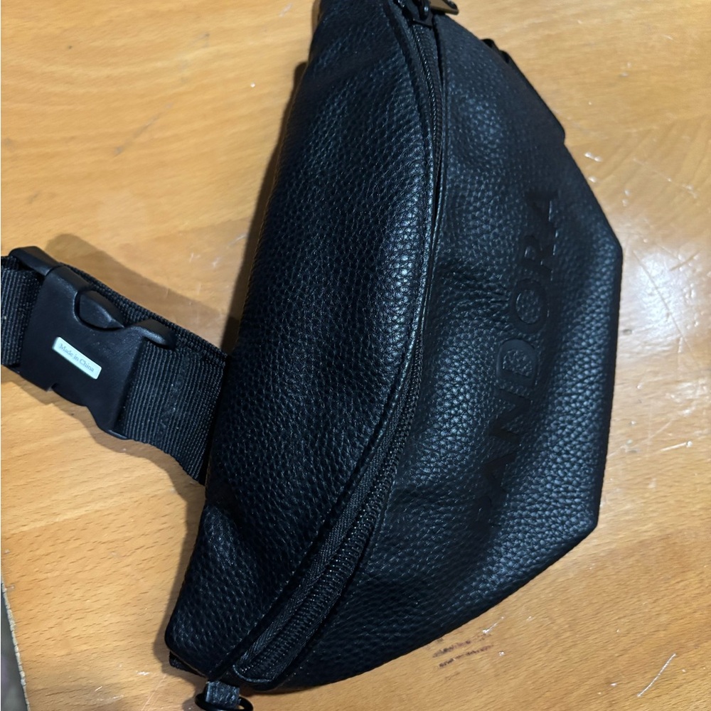 Pandora Black Belt Bag New no tags - Picture 6 of 7